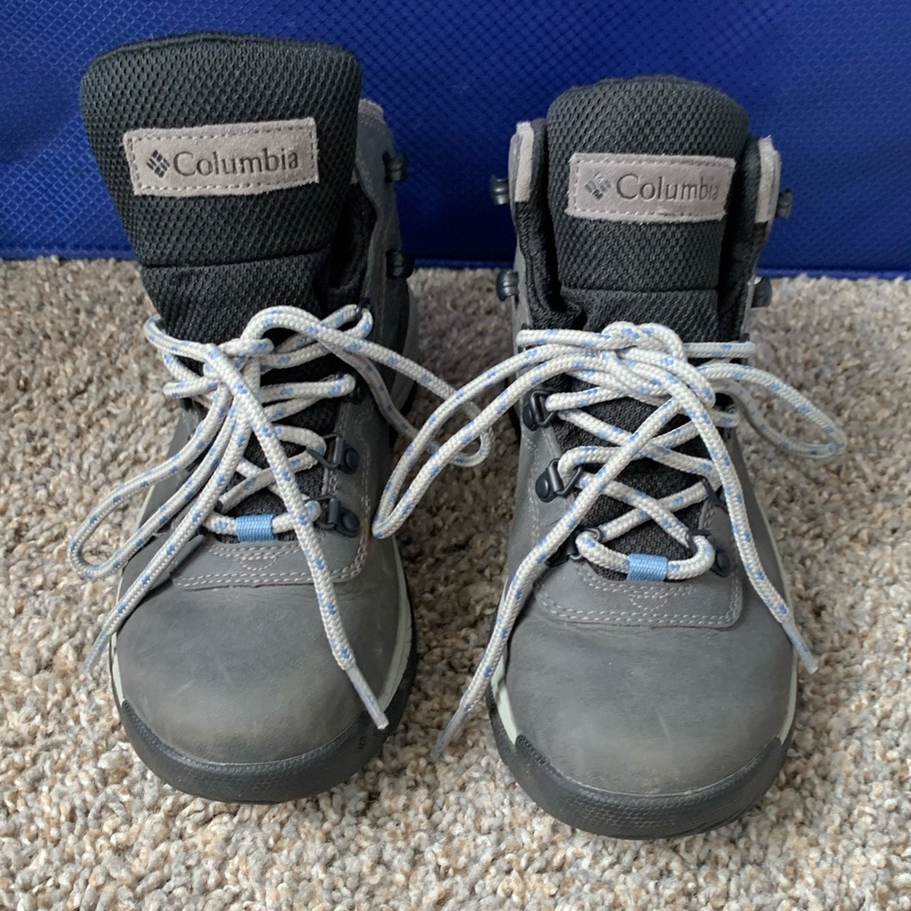 Columbia women’s hiking boots